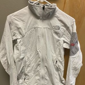 North face white she’ll zip up